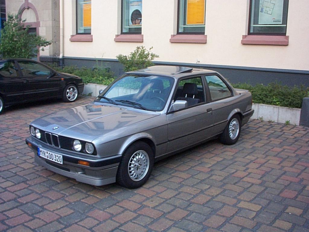 I old. BMW 320 1984. БМВ 320 I 1984. БМВ 320 1987. БМВ 320i Старая.